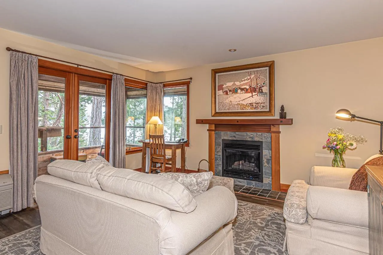 Ganges Hastings House Country House Hotel 4*,  קנדה