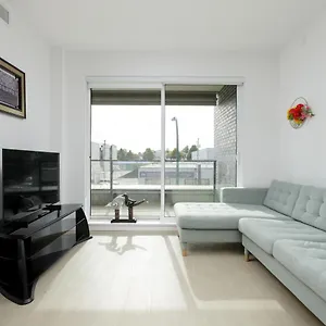 cozy-2-bedroom-condo-in-vancouver.vancouver-hotels-bc.net/